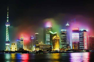 Shanghai Skyline (Nicholas Poons via Wikipedia)