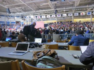 waiting-for-the-president-in-durham-nh